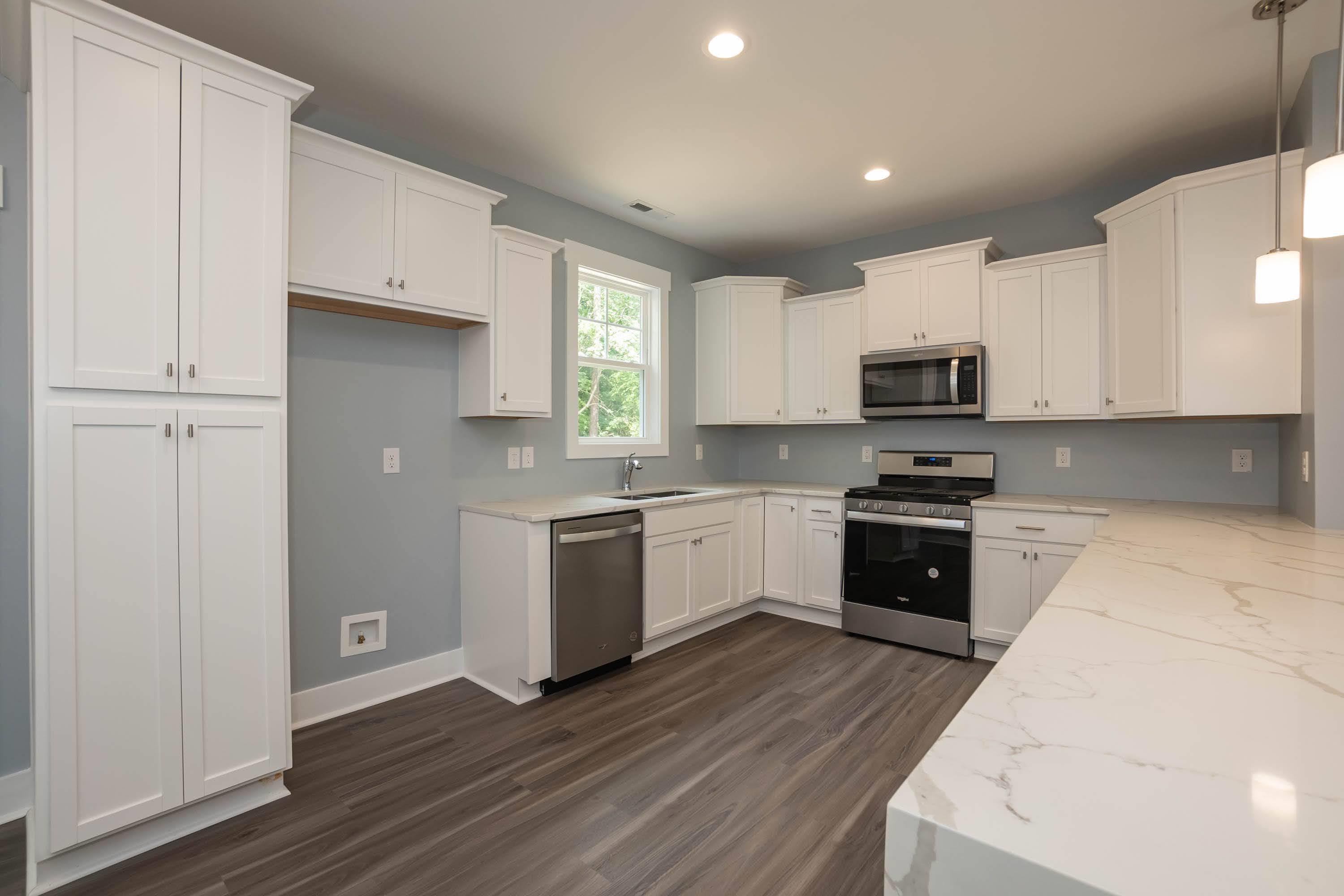 1701 Honeysuckle Road Raleigh, NC 27609 - Photo 9 of 29 Photo 9