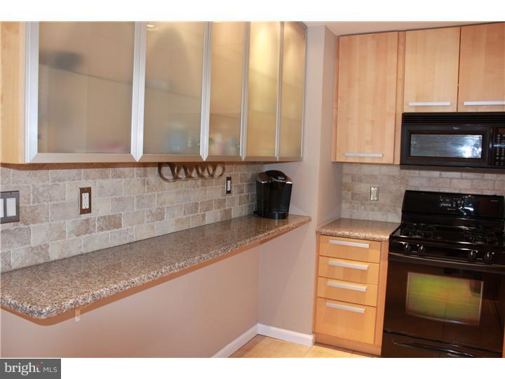 252 Somerset Road Deptford, NJ 08096 - Photo 7 of 19 Gallery Image 7