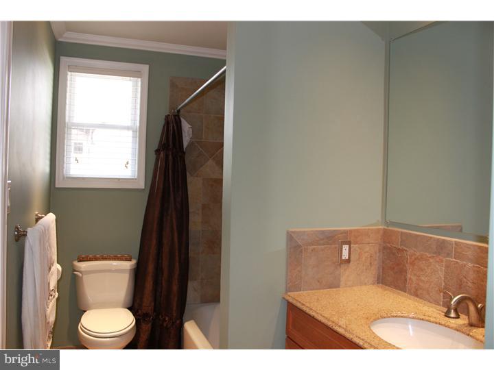 252 Somerset Road Deptford, NJ 08096 - Photo 10 of 19 Gallery Image 10