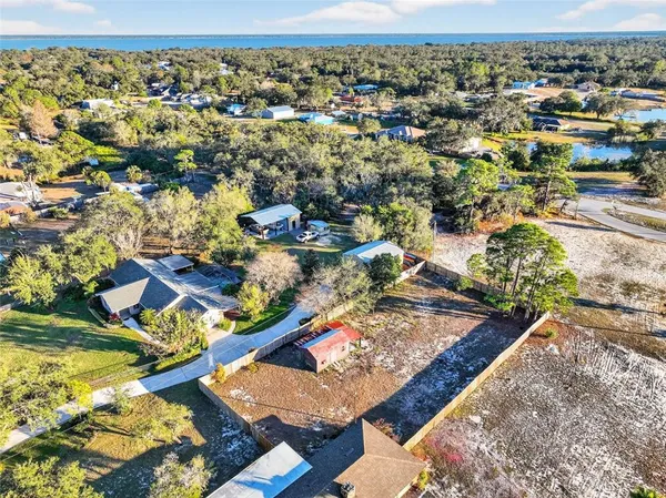$2,600 | 8812 Oakwood Drive, Lake Wales, FL 33898