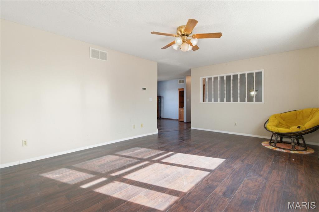 20440 Sweetwater Road Waynesville, MO 65583 - Photo 6 of 37