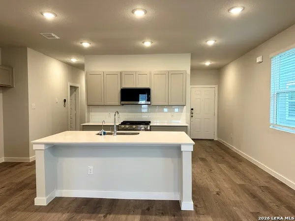 $1,750 | 9879 Chavaneaux Landing, San Antonio, TX 78221