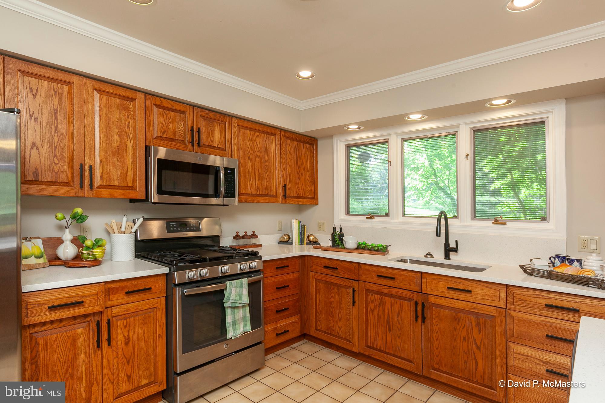 250 Meadow Ridge Drive Shepherdstown, WV 25443 - Photo 20 of 108