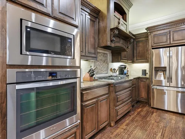 $675,000 | 2115 North Hill Drive, Irving, TX 75038