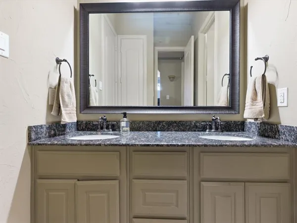 $675,000 | 2115 North Hill Drive, Irving, TX 75038