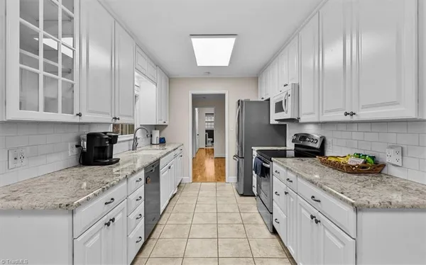 $359,900 | 4705 Duffer Lane, Pfafftown, NC 27040