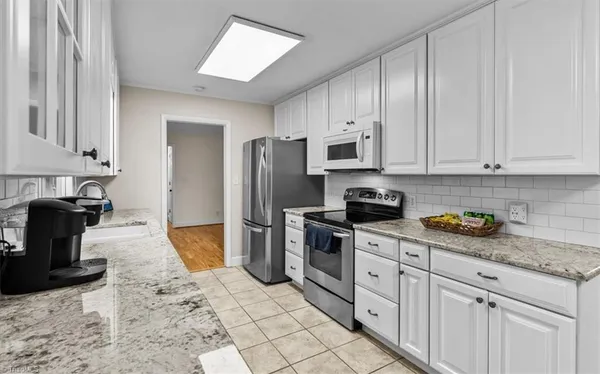 $359,900 | 4705 Duffer Lane, Pfafftown, NC 27040