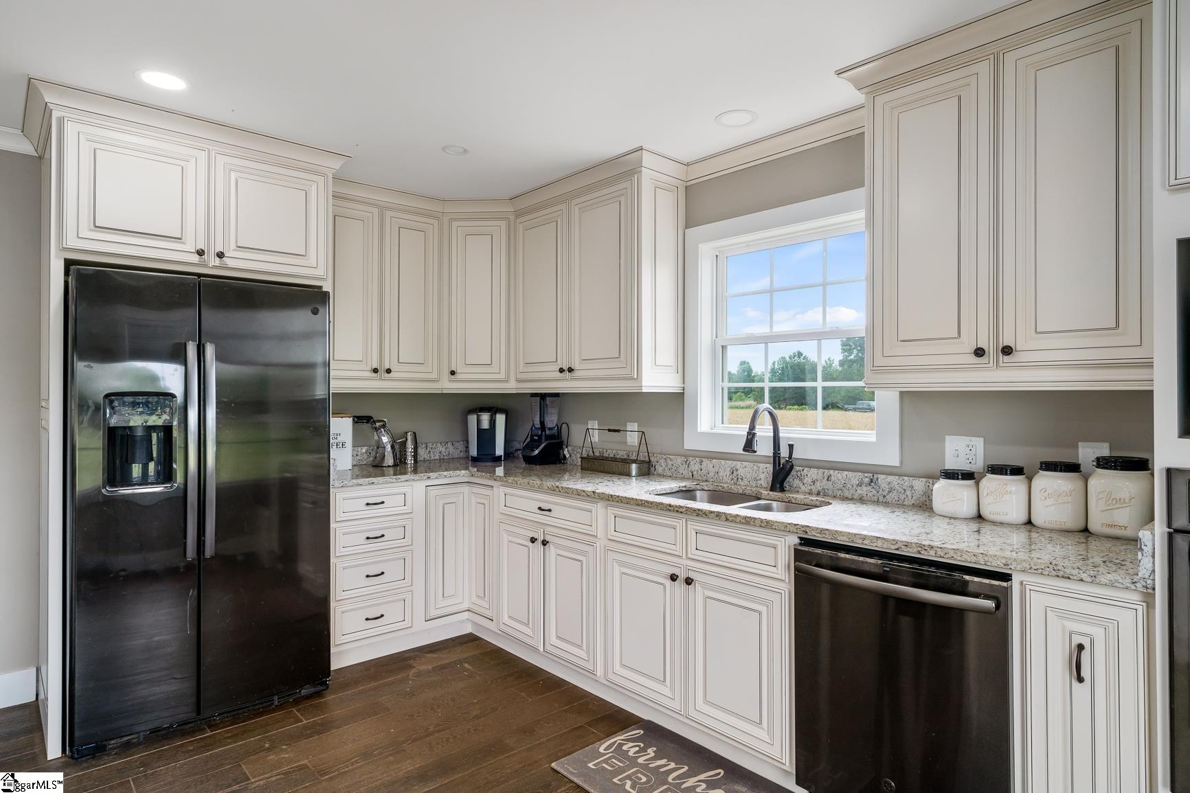 2838 Broadway Lake Road Anderson, SC 29621 - Photo 13 of 36