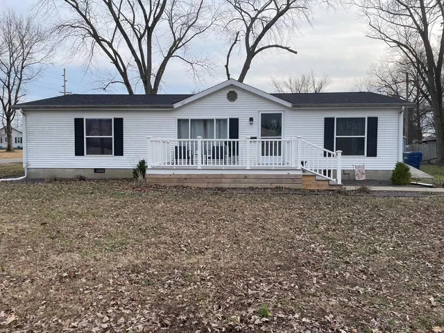 $92,000 | 101 Paint Creek Lane, Carmi, IL 62821