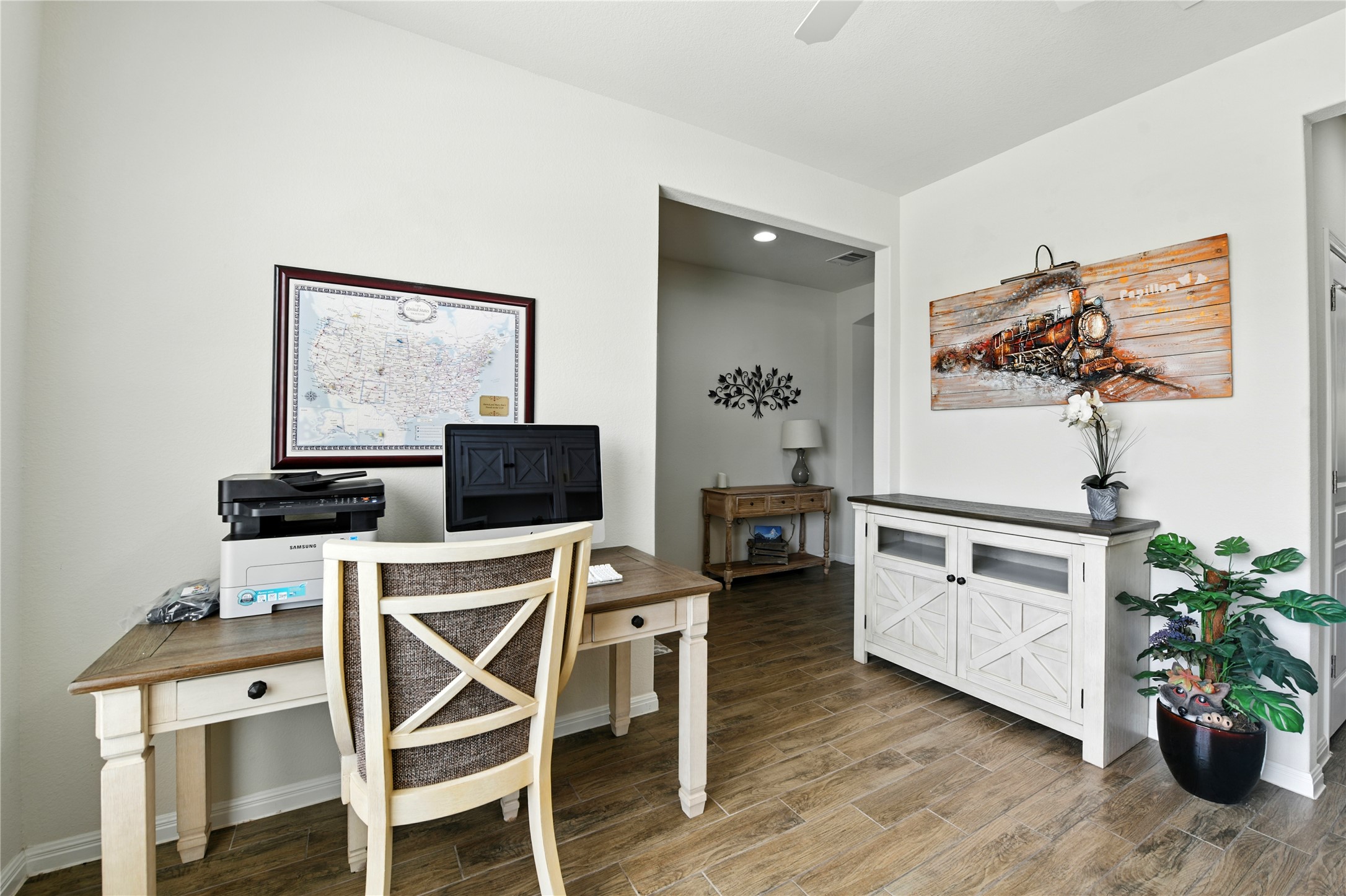 107 Calhoun Lane Georgetown, TX 78633 - Photo 14 of 36 This room can be an office/second living space or craft room