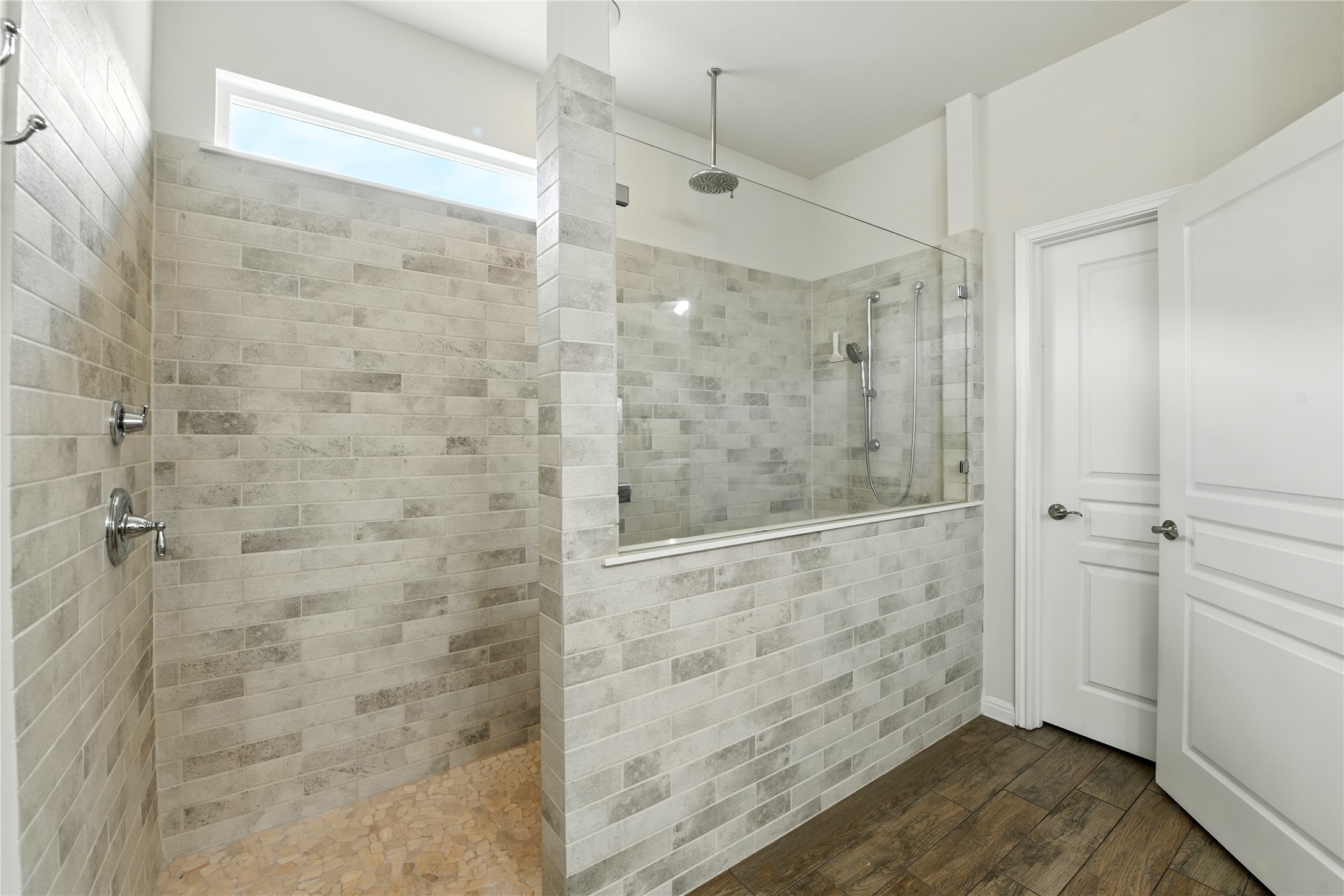 107 Calhoun Lane Georgetown, TX 78633 - Photo 18 of 36 Enjoy this amazing walk in shower
