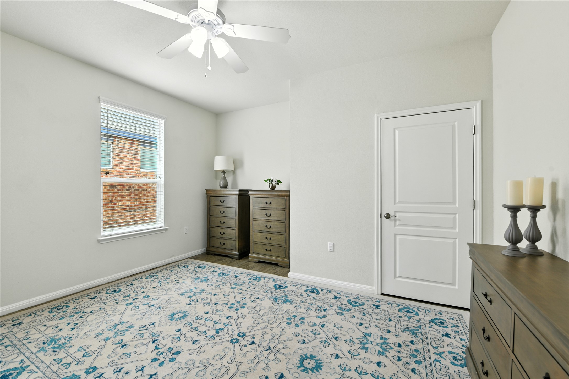 107 Calhoun Lane Georgetown, TX 78633 - Photo 22 of 36 Seondary bedroom