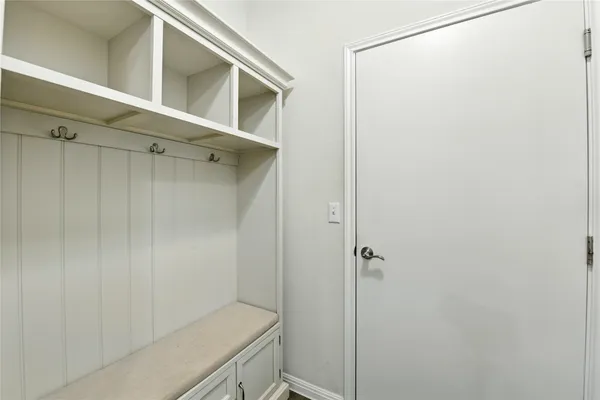 $2,800 | 107 Calhoun Lane, Georgetown, TX 78633