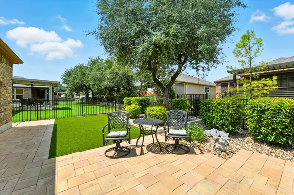 $2,800 | 107 Calhoun Lane, Georgetown, TX 78633