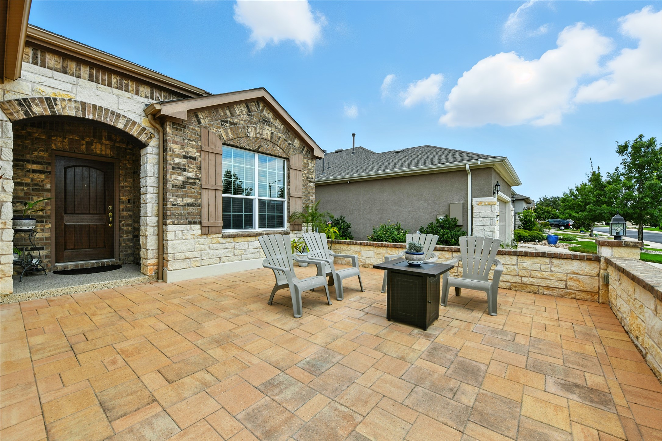107 Calhoun Lane Georgetown, TX 78633 - Photo 2 of 36 Front courtyard patio