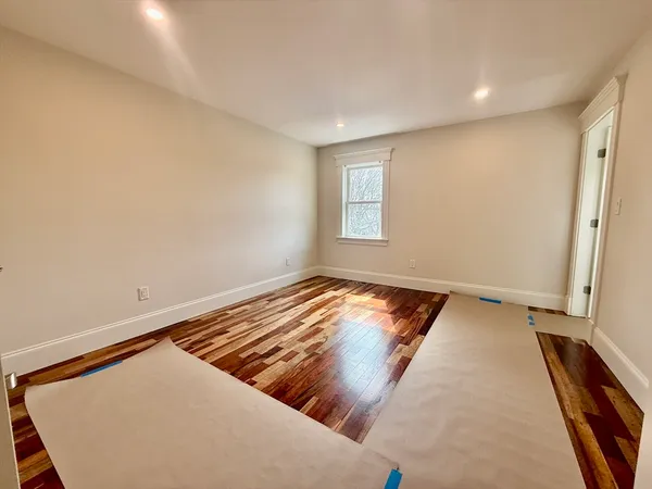 $4,800 | 100 Dartmouth Street, Unit 1, Medford, MA 02155