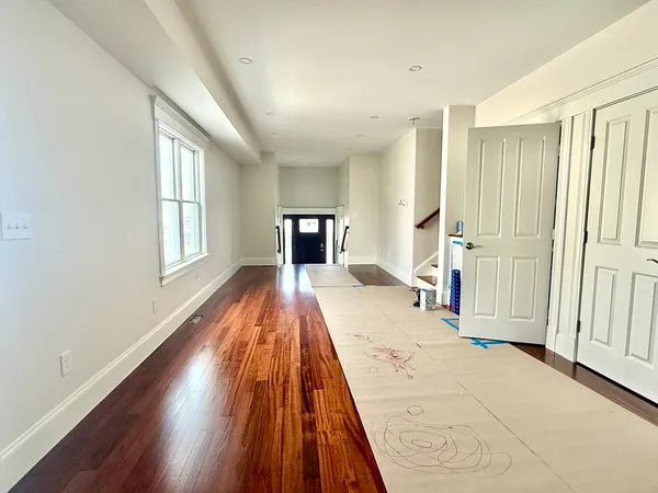 $4,800 | 100 Dartmouth Street, Unit 1, Medford, MA 02155