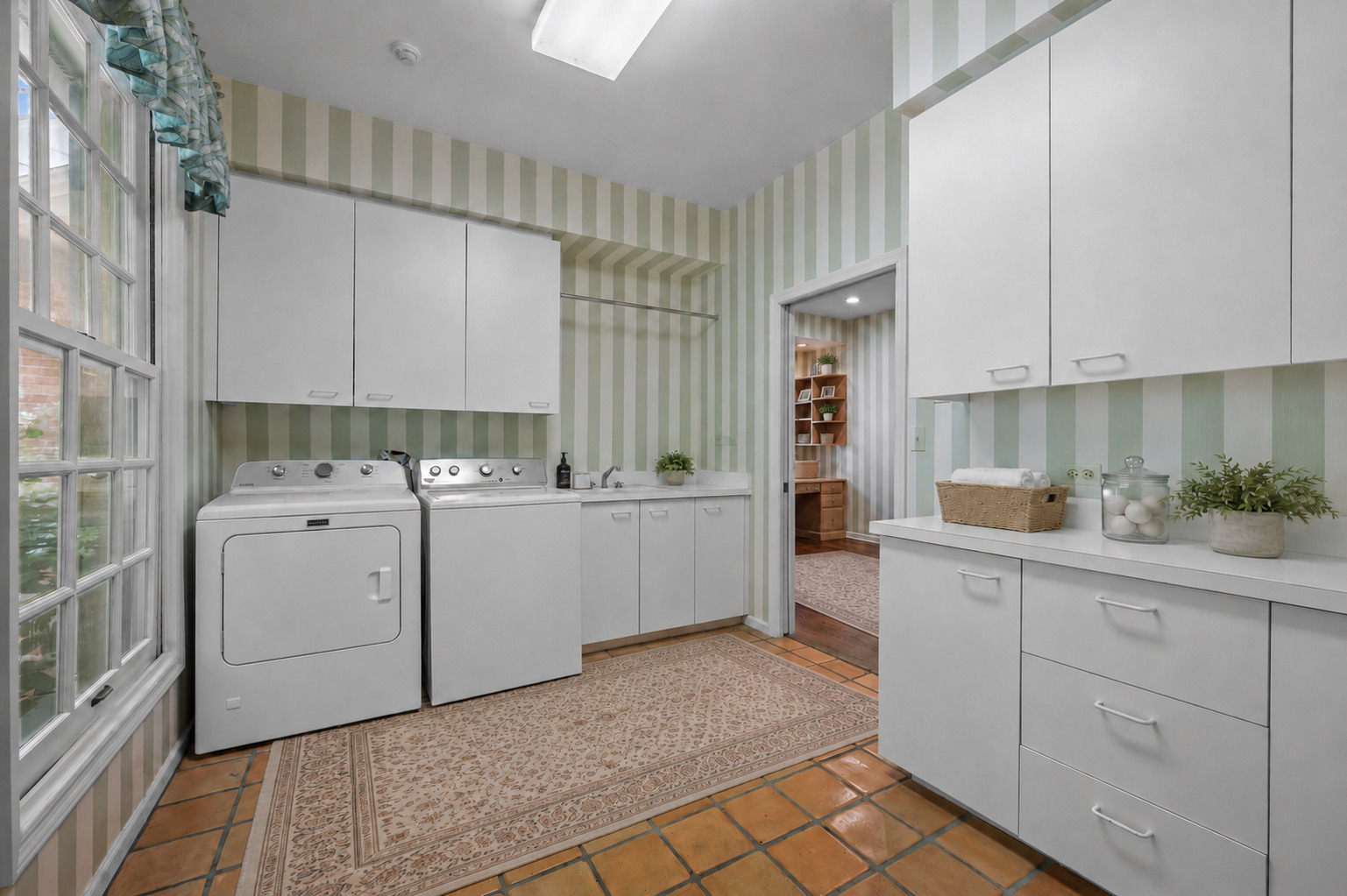 7 Bristol Road Northfield, IL 60093 - Photo 24 of 45 Gallery Image 24