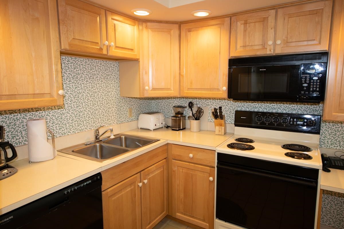 845 Solitude Road, Unit DL 5 Ludlow, VT 05149 - Photo 12 of 26 Gallery Image 12