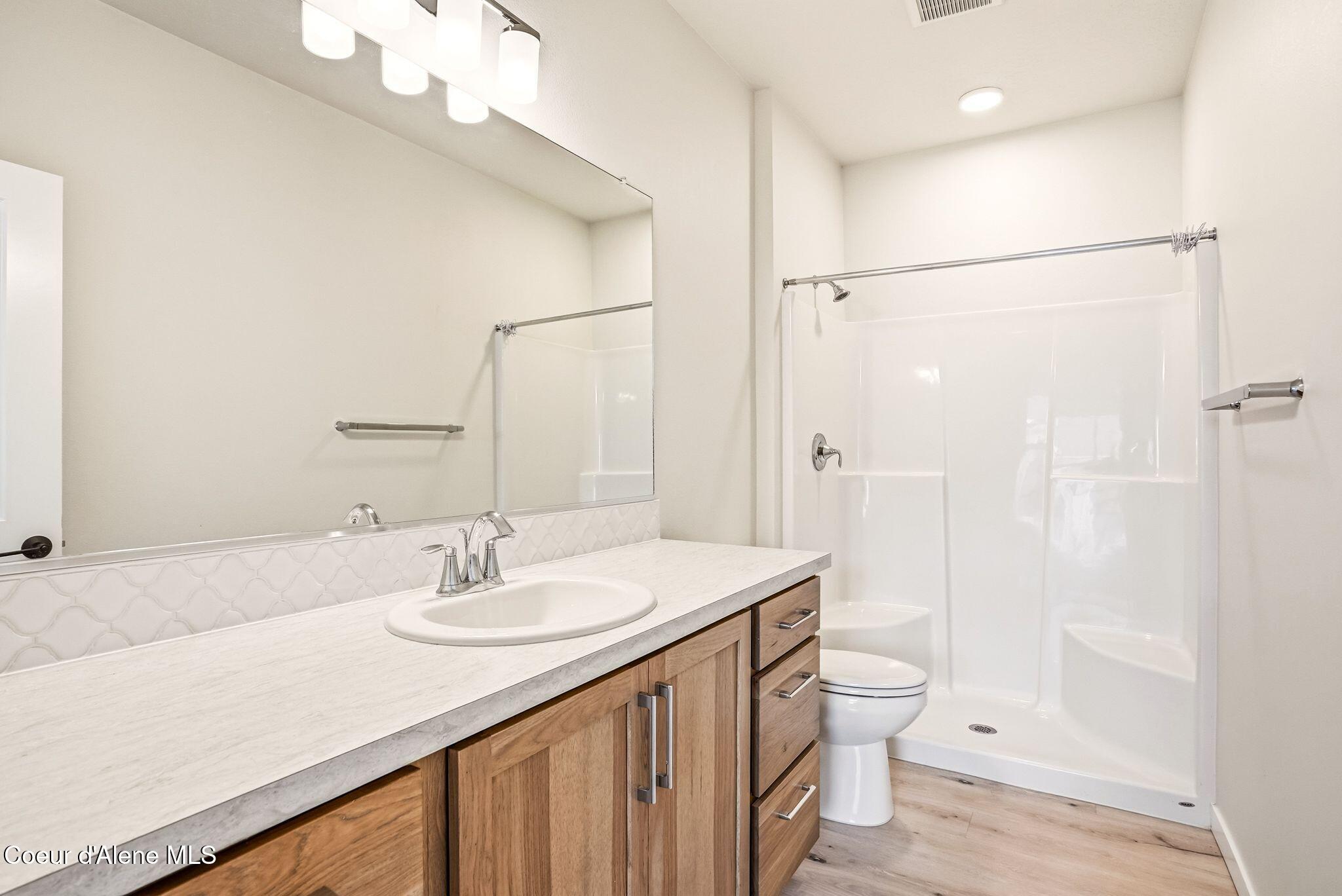 6480 North Atlas Road, Unit 204 Coeur D'Alene, ID 83815 - Photo 14 of 29 14