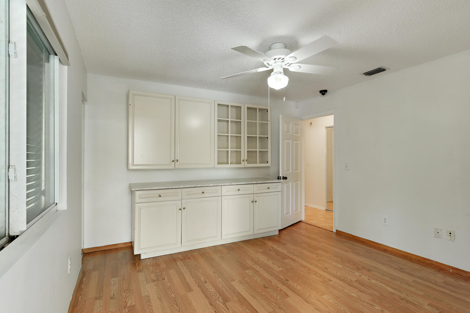 14344 N Road Loxahatchee Groves, FL 33470 - Photo 11 of 44 14344 N Rd Loxahatchee Groves-large-010-