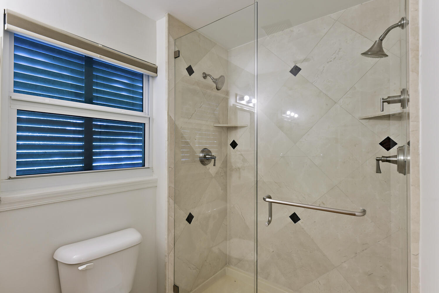 14344 N Road Loxahatchee Groves, FL 33470 - Photo 13 of 44 14344 N Rd Loxahatchee Groves-large-012-