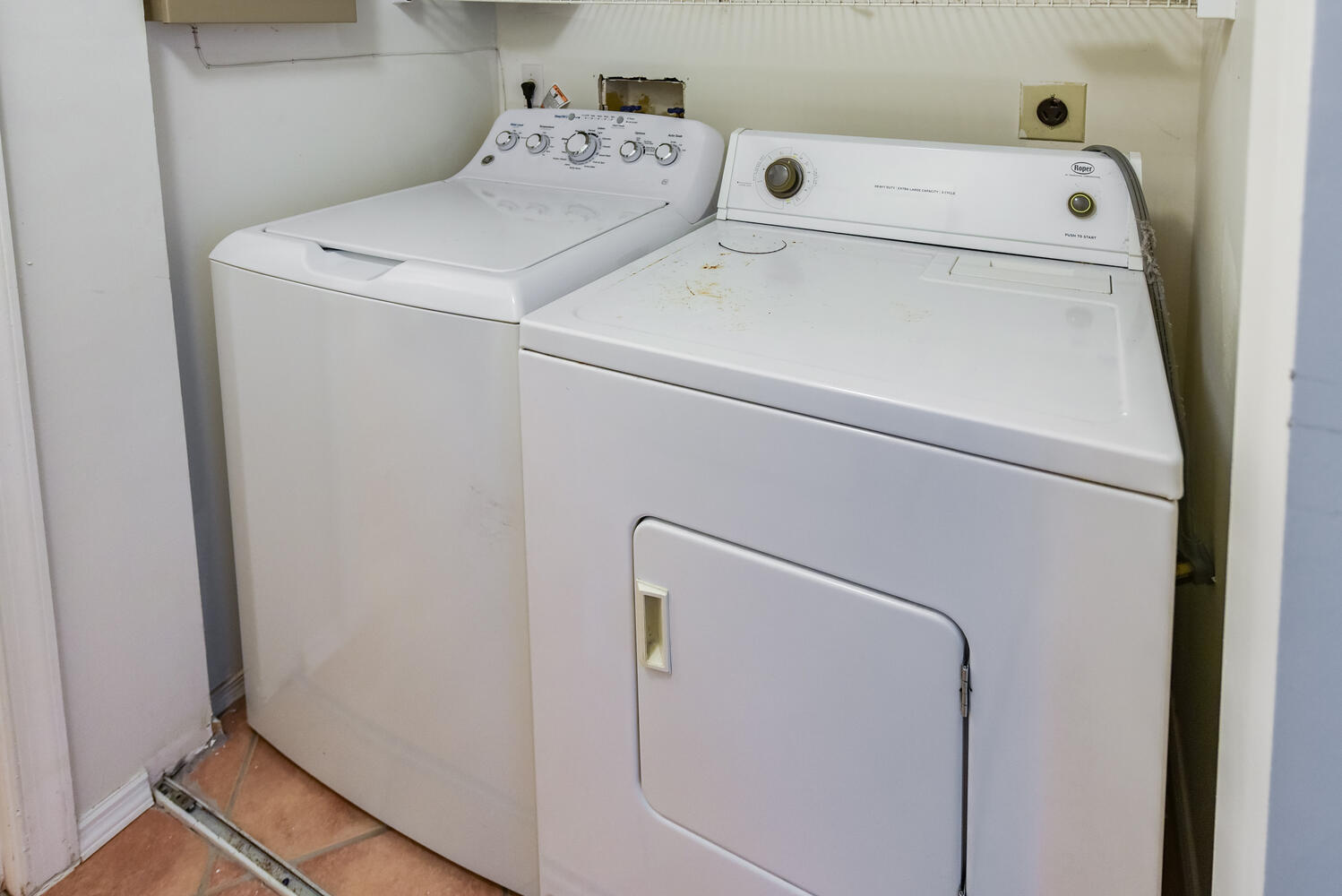 14344 N Road Loxahatchee Groves, FL 33470 - Photo 15 of 44 14344 N Rd Loxahatchee Groves-large-014-