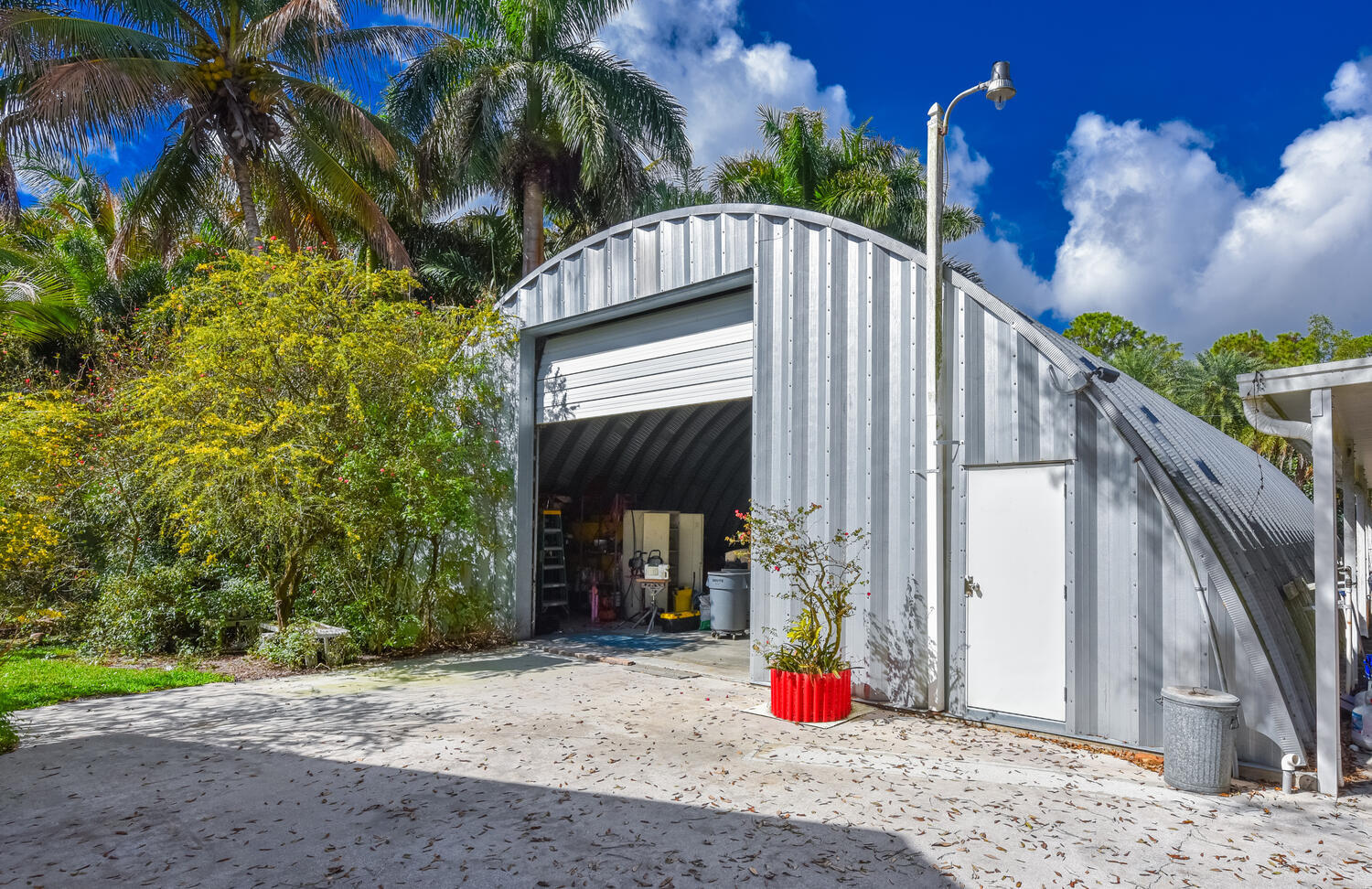 14344 N Road Loxahatchee Groves, FL 33470 - Photo 30 of 44 14344 N Rd Loxahatchee Groves-large-029-