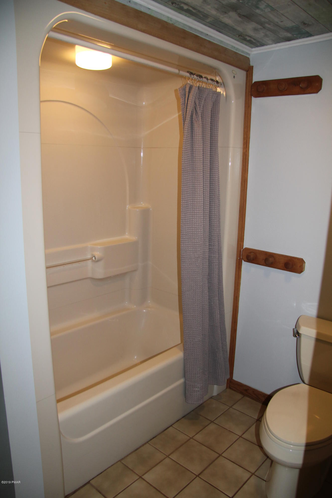 835 Long Ridge Road Hawley, PA 18428 - Photo 19 of 39