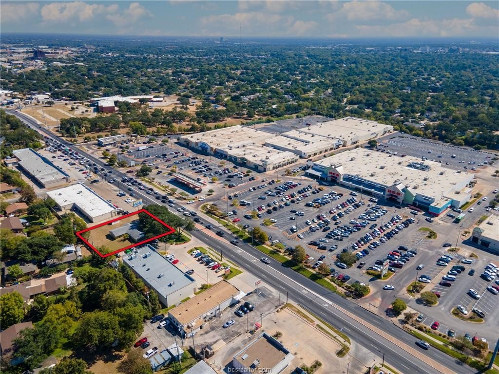 720 East Villa Maria Road Bryan, TX 77802 - Photo 6 of 17