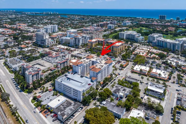 $329,000 | 233 South Federal Highway, Unit 404, Boca Raton, FL 33432