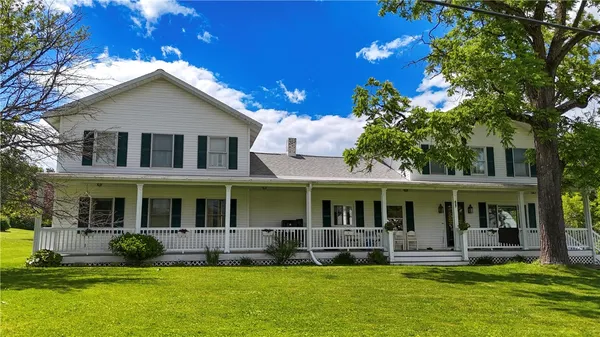 $849,900 | 627 Coleman Avenue, Big Flats, NY 14903