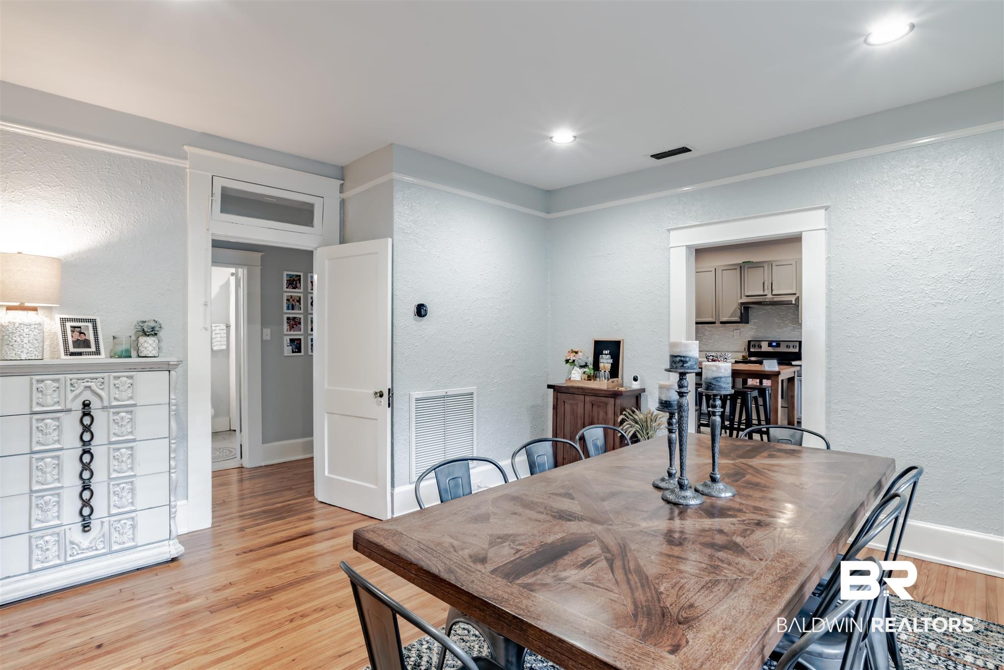 164 Williams Street Mobile, AL 36606 - Photo 7 of 32