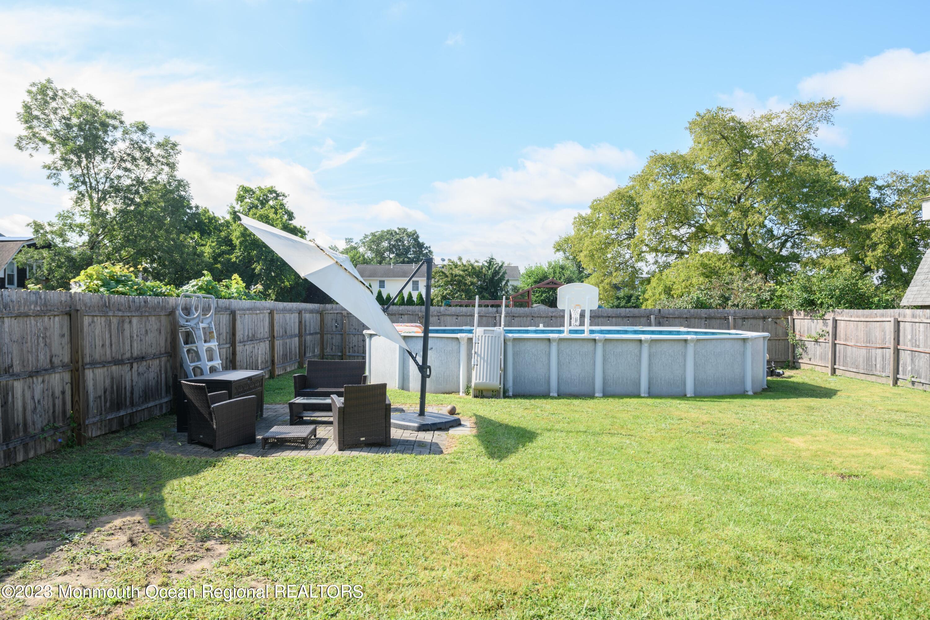 16 Broadway Belford, NJ 07718 - Photo 14 of 16 Oversized Yard