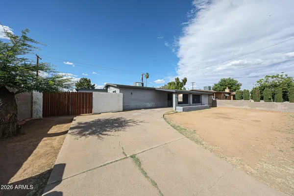 $310,000 | 7616 West Mitchell Drive, Phoenix, AZ 85033