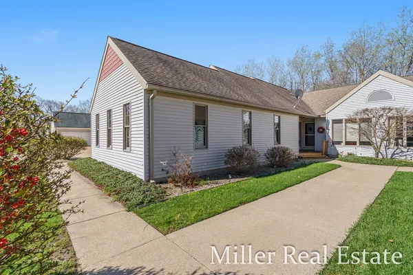$329,900 | 1532 Liberty Lane, Hastings, MI 49058