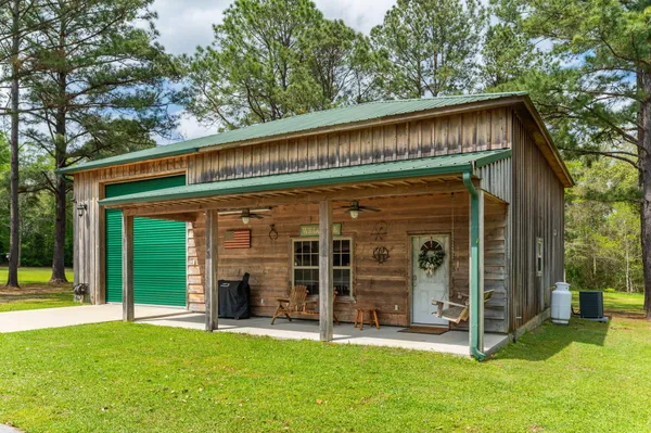 $675,000 | 8109 Highway 189, Baker, FL 32531