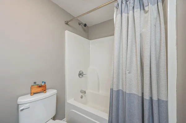 $675,000 | 8109 Highway 189, Baker, FL 32531