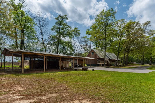 $675,000 | 8109 Highway 189, Baker, FL 32531