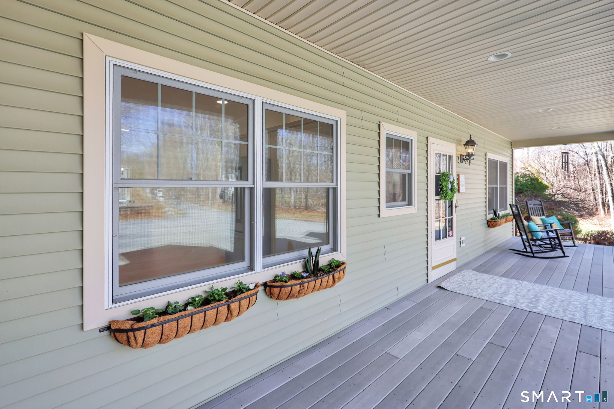 147 Coventry Road Mansfield, CT 06268 - Photo 3 of 40