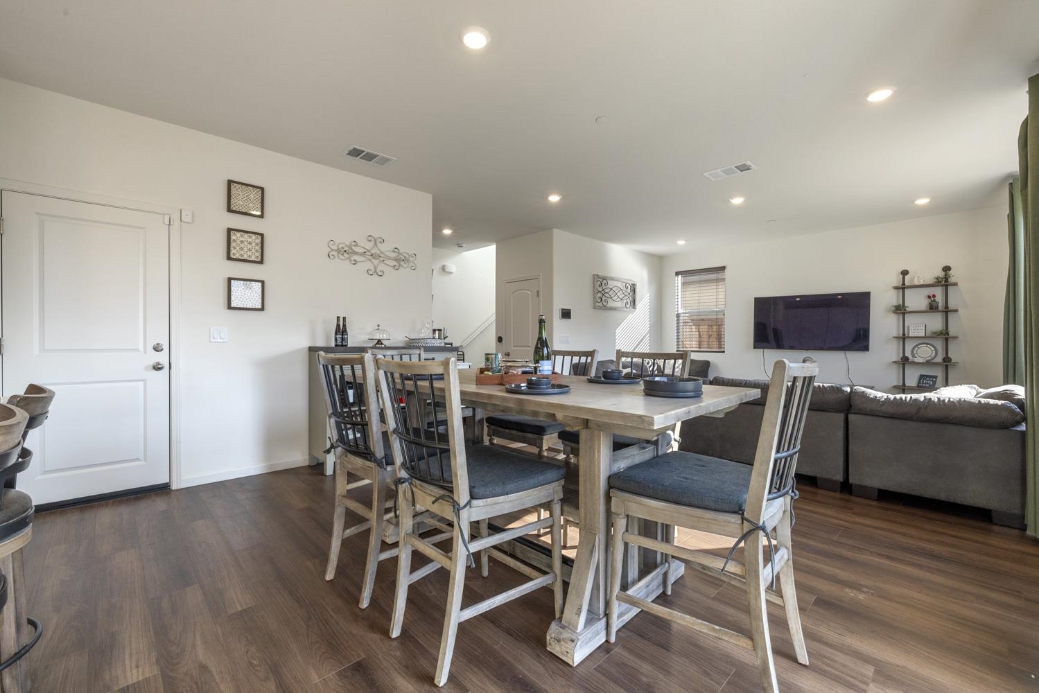 5439 Drawbridge Way Modesto, CA 95357 - Photo 17 of 43