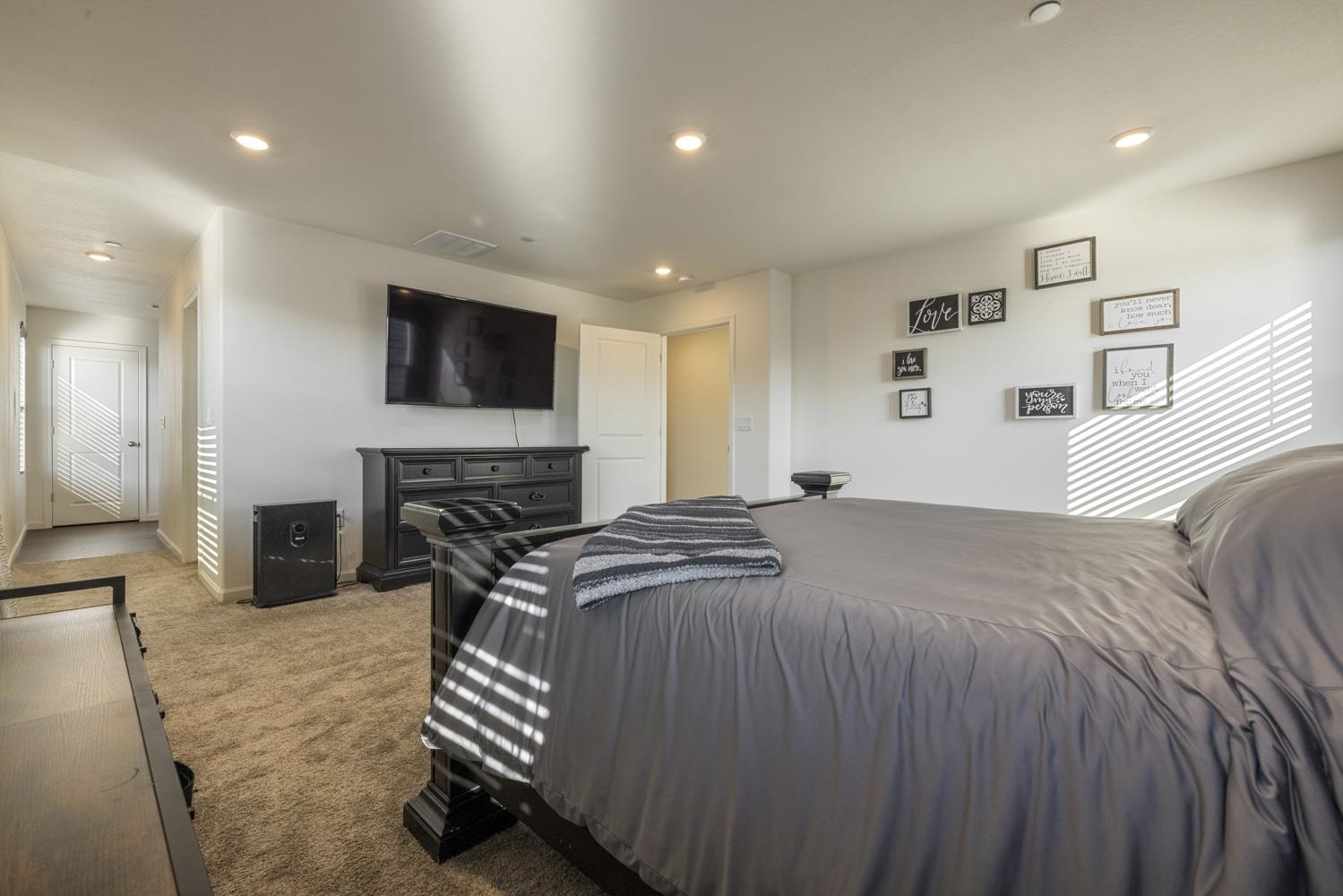 5439 Drawbridge Way Modesto, CA 95357 - Photo 27 of 43