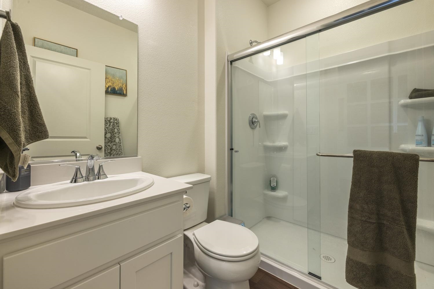 5439 Drawbridge Way Modesto, CA 95357 - Photo 9 of 43