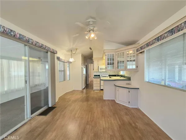 $132,000 | 1295 South Cawston Avenue, Unit 146, Hemet, CA 92545