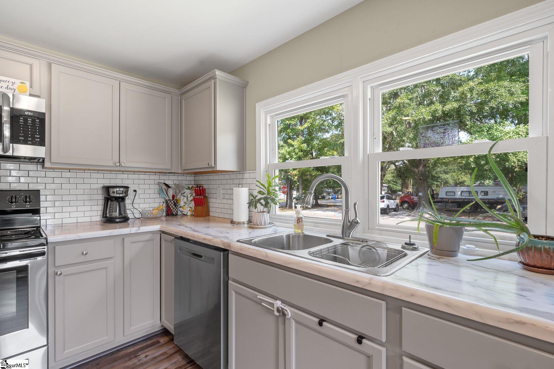 136 Dodd Street Wellford, SC 29385 - Photo 11 of 23