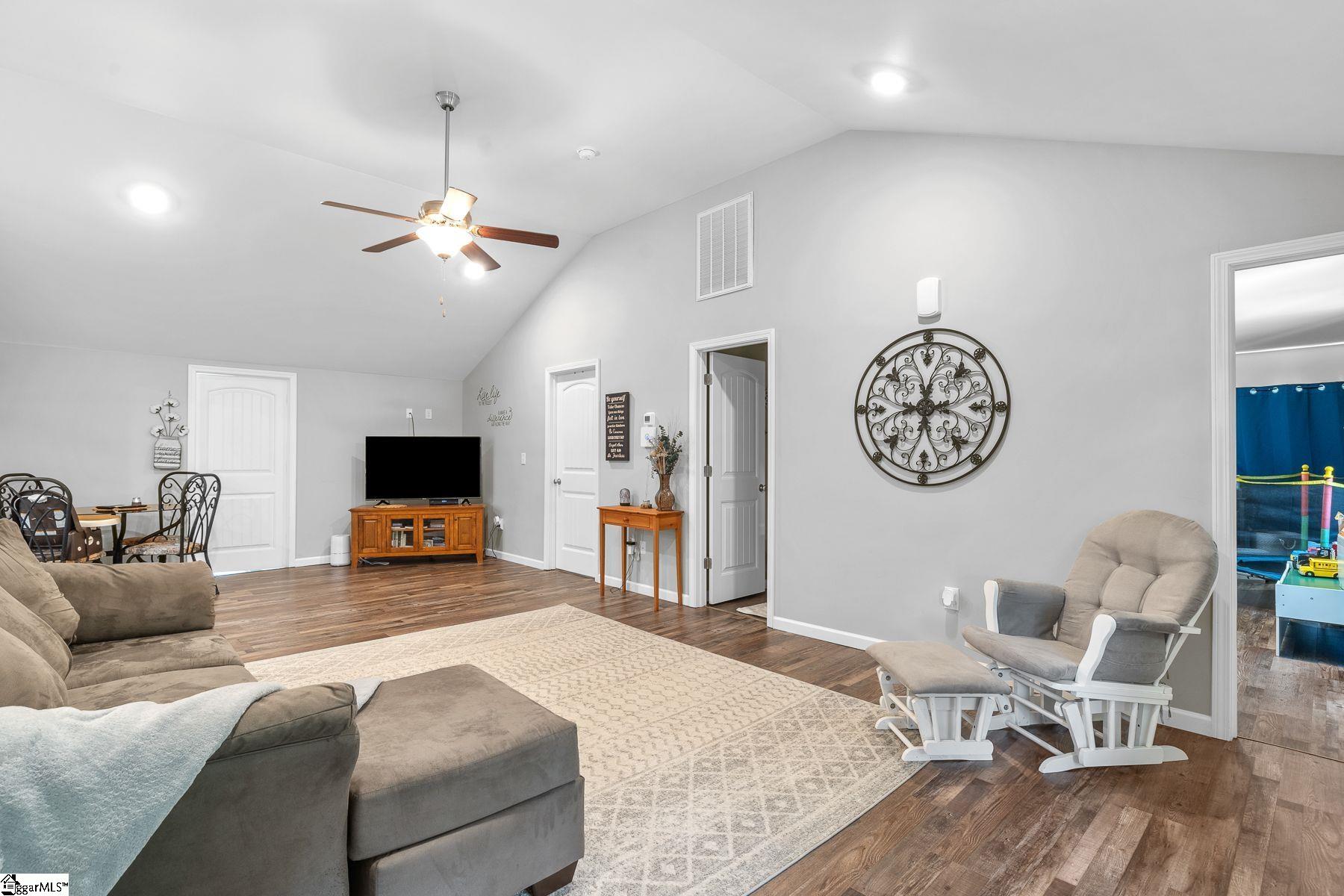 136 Dodd Street Wellford, SC 29385 - Photo 13 of 23