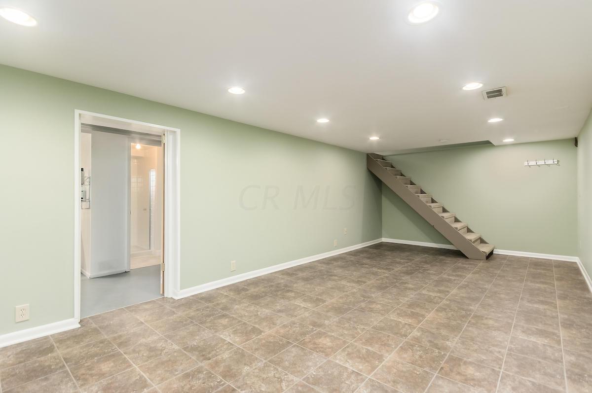 4688 Glendon Road Columbus, OH 43229 - Photo 18 of 35 Gallery Image 18