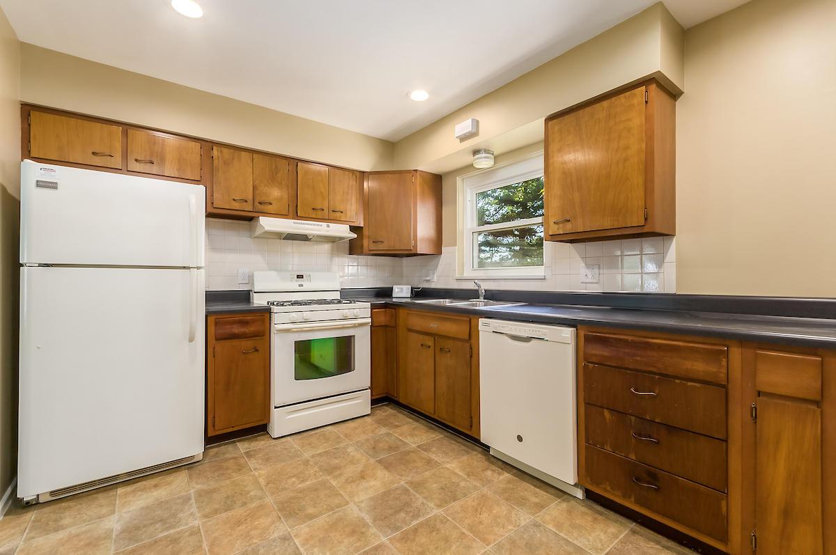 4688 Glendon Road Columbus, OH 43229 - Photo 5 of 35 Gallery Image 5