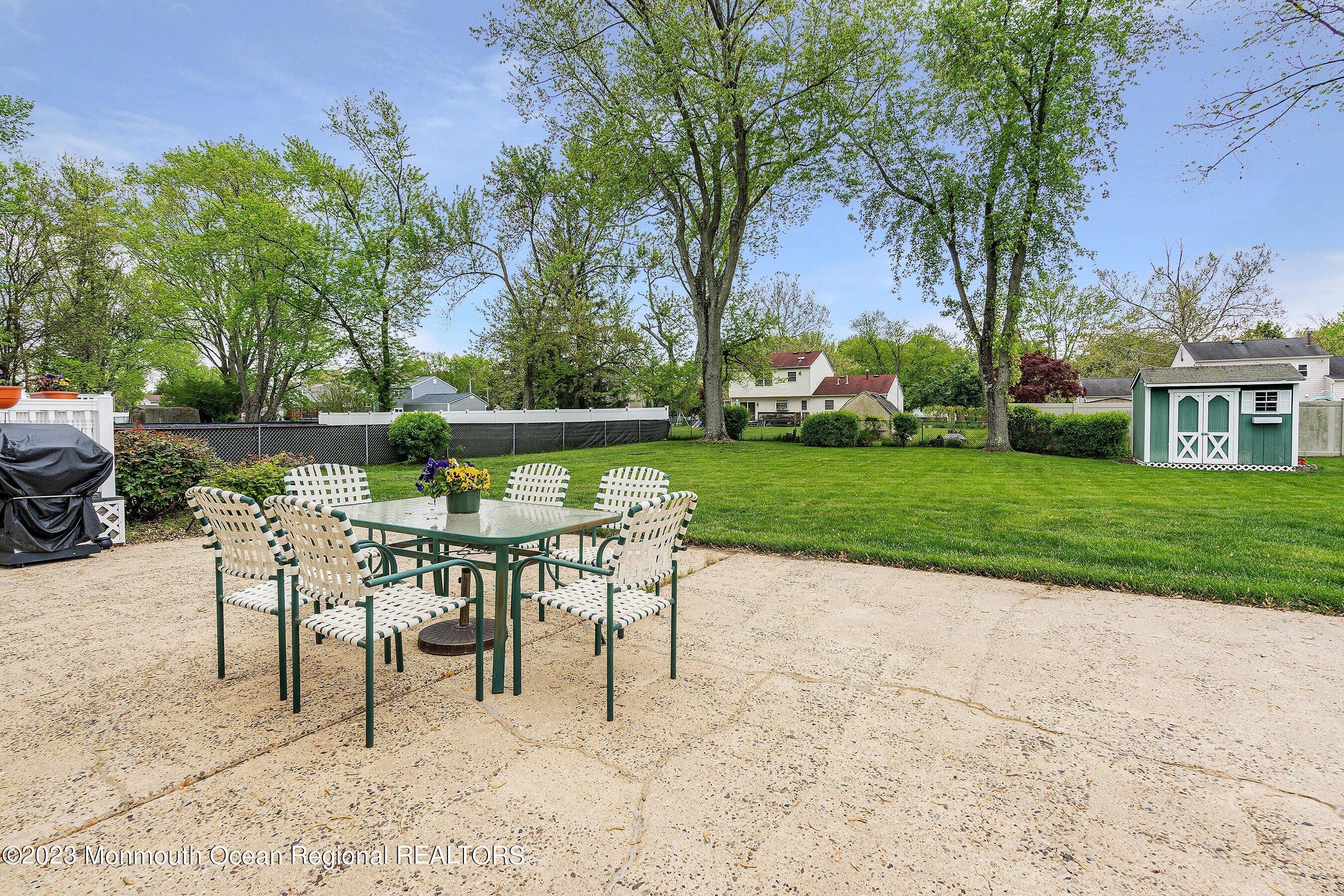 19 Eliot Road Manalapan, NJ 07726 - Photo 26 of 29 26-Patio