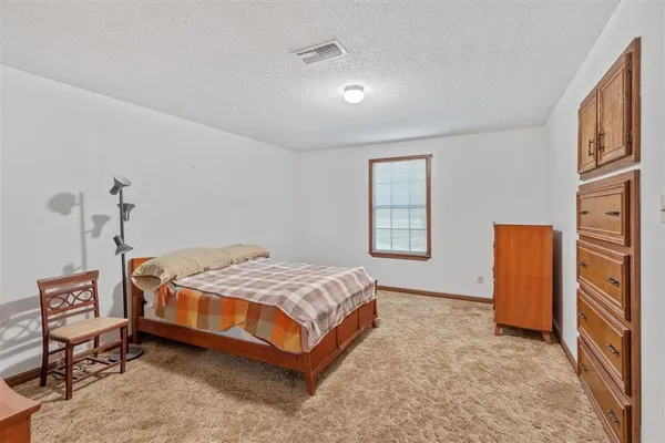 $249,500 | 1642 Gene Sonnier Road, Vinton, LA 70668